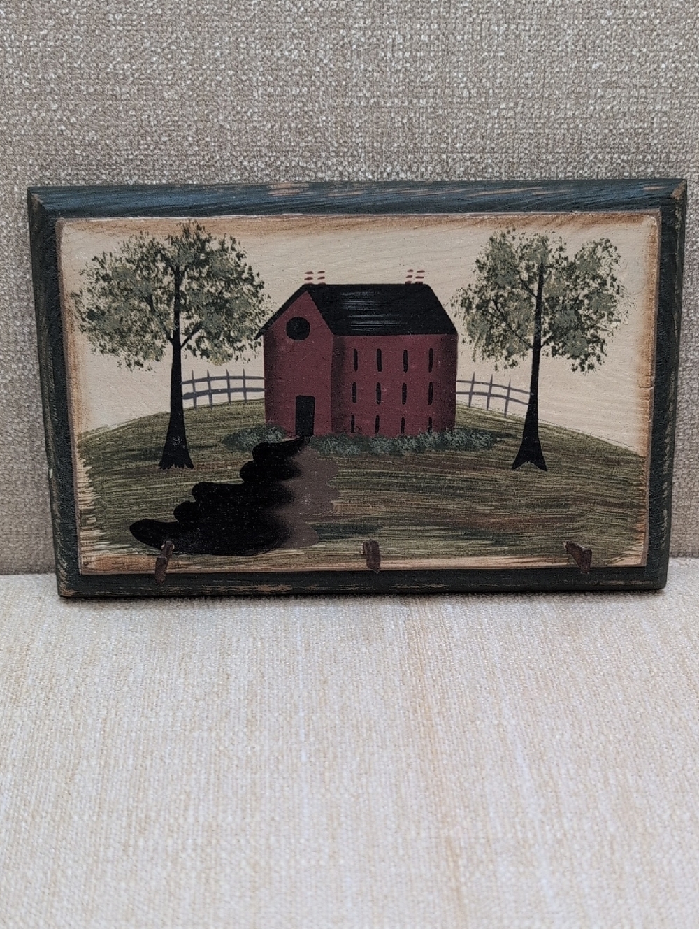 Vintage Hand Painted Folk Art Primitive Farmhouse Key Rack Wall Hanging